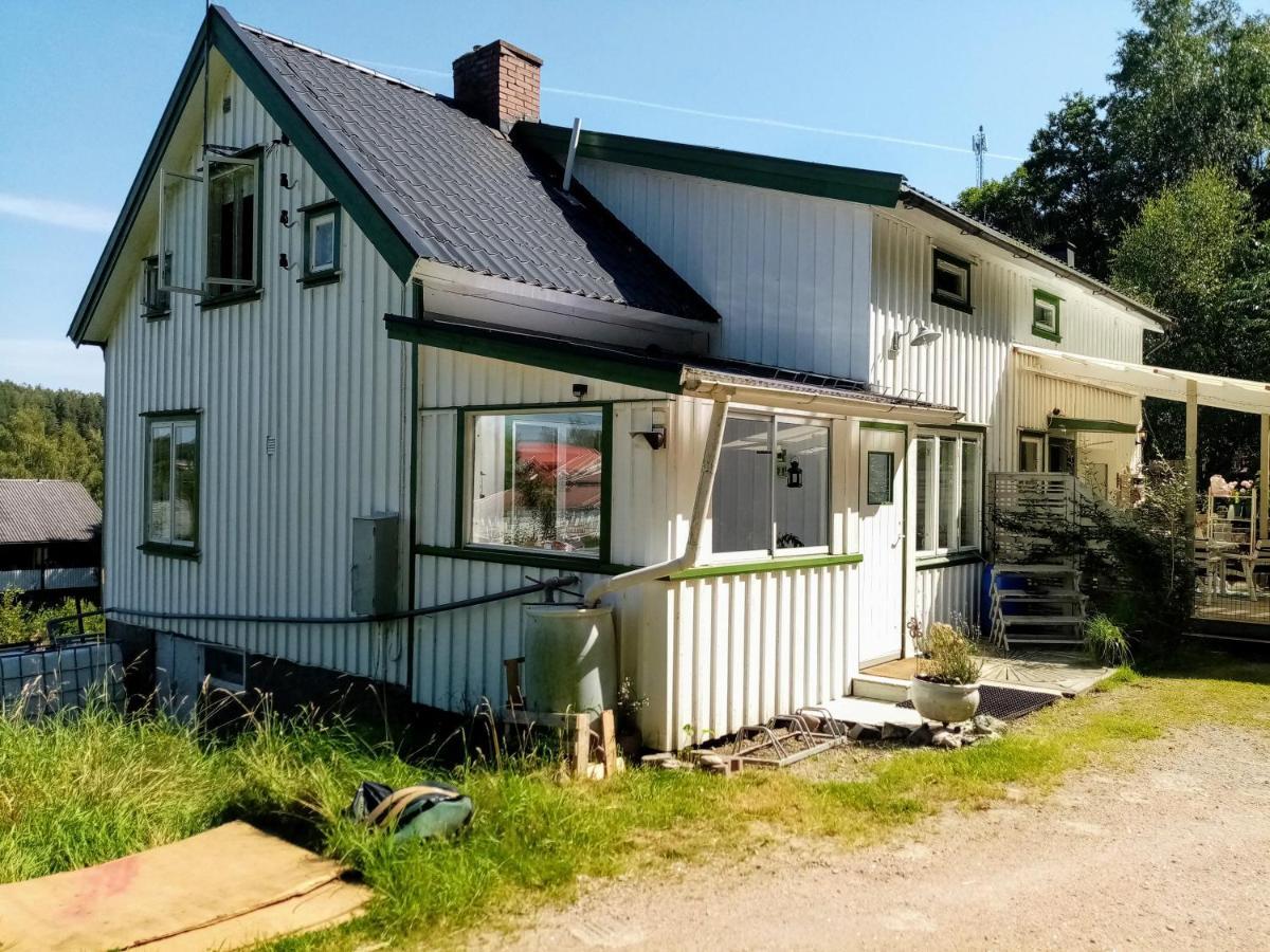 Laegenhet Naturnaera I Henån Extérieur photo