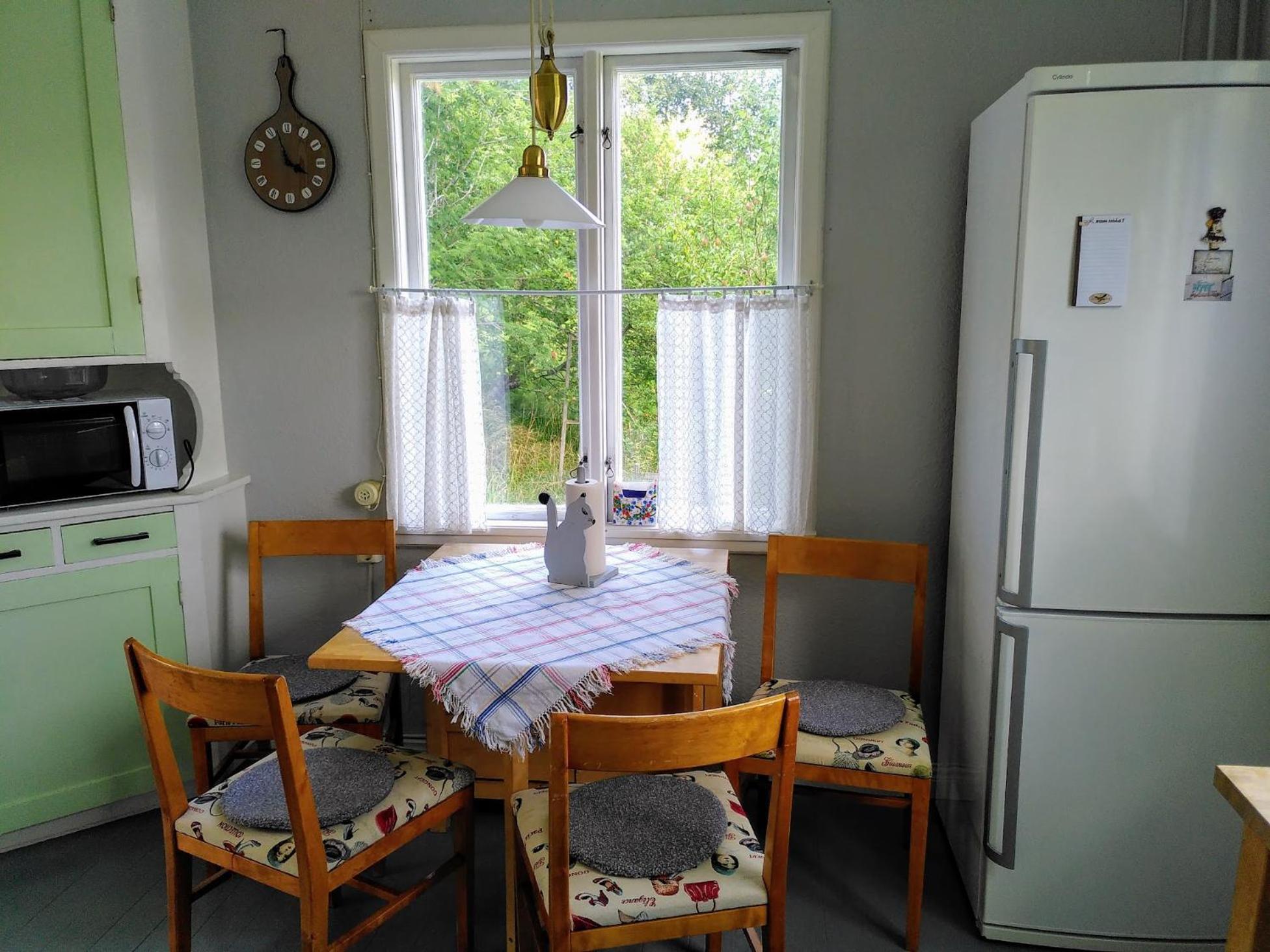 Laegenhet Naturnaera I Henån Extérieur photo